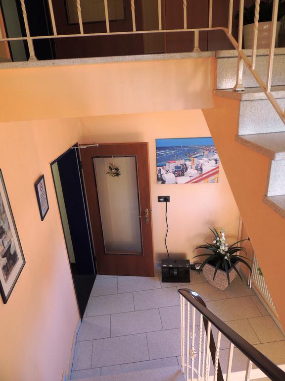 Hotel Prinz Heinrich Эмден Экстерьер фото