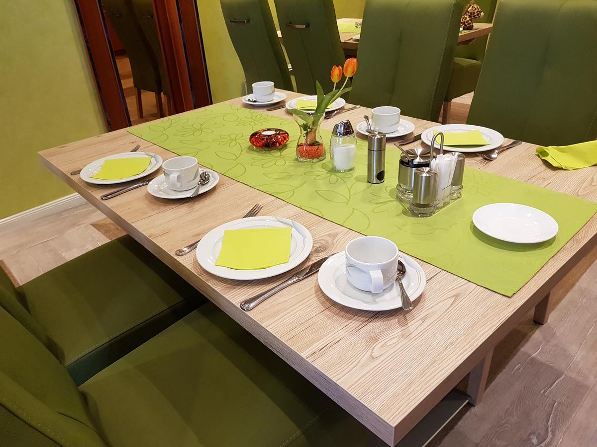 Hotel Prinz Heinrich Эмден Экстерьер фото