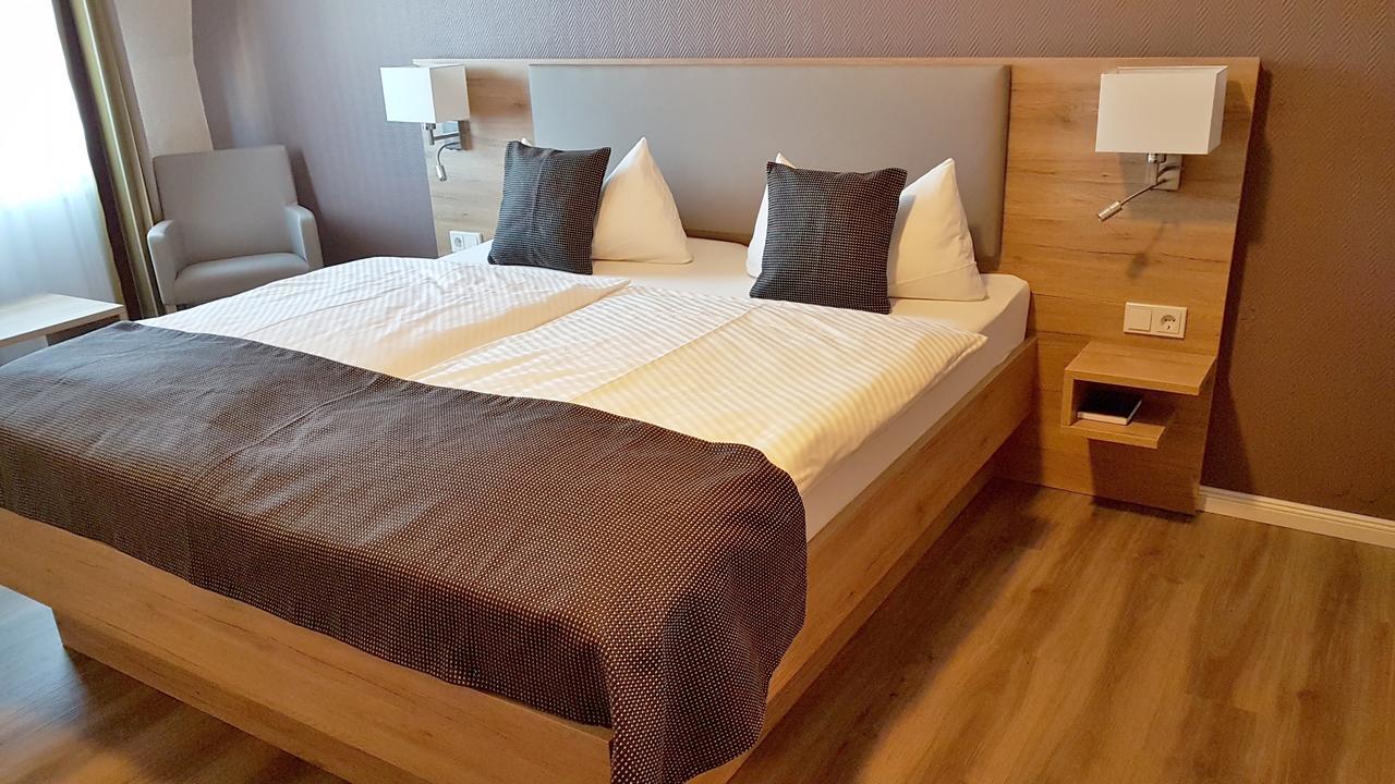 Hotel Prinz Heinrich Эмден Экстерьер фото