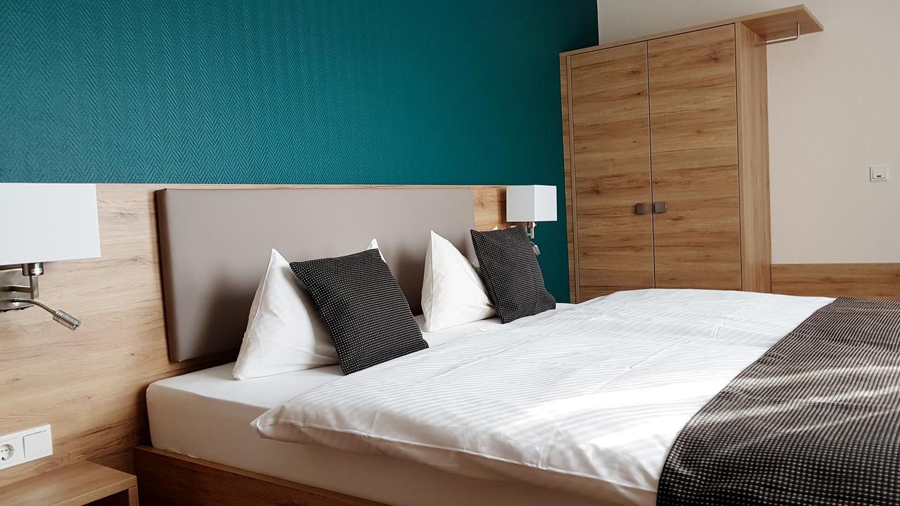 Hotel Prinz Heinrich Эмден Экстерьер фото